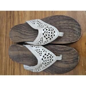 Orthaheel Sandals Cream Womens Size 9 White Cutout